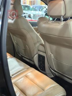 جیپ گراند شیرۆکی